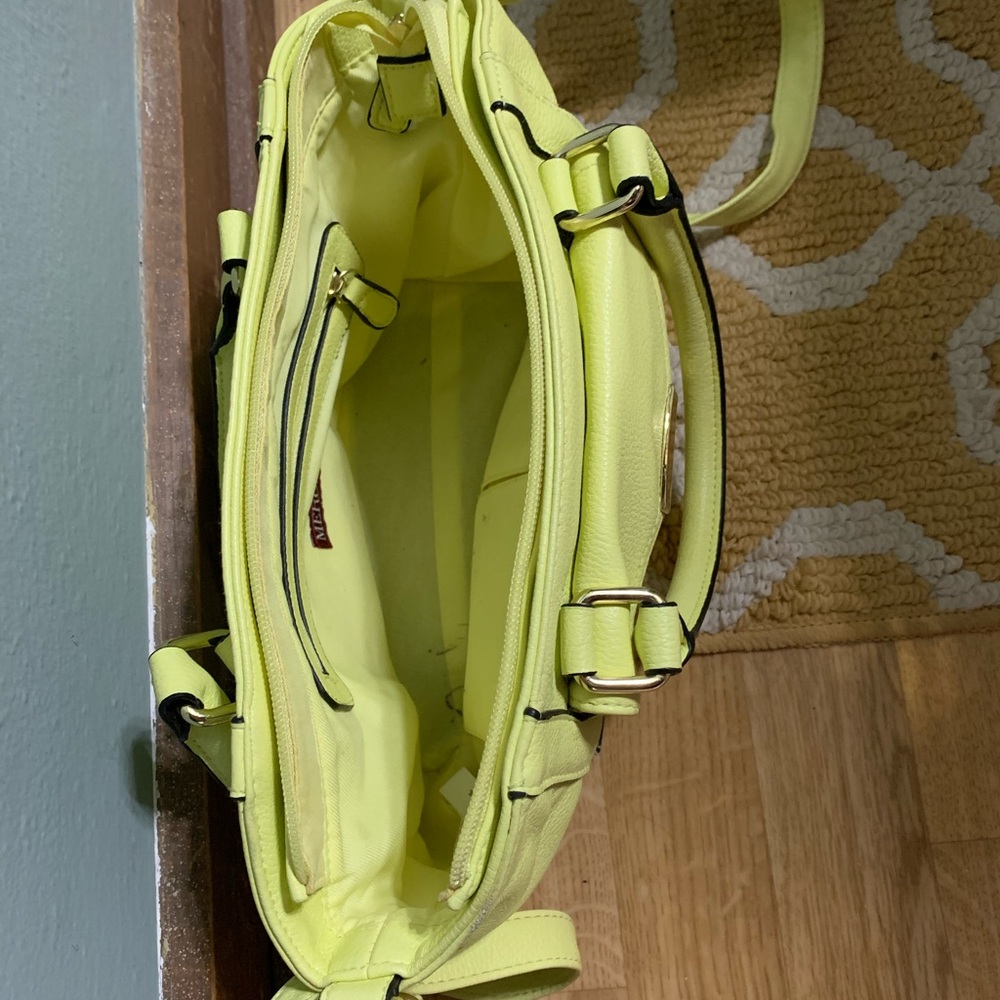 Merona Sunshine Purse - Picture 2 of 3